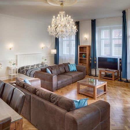 Smetanovo Nabrezi - Riverview Old Town Apartment Прага Екстериор снимка