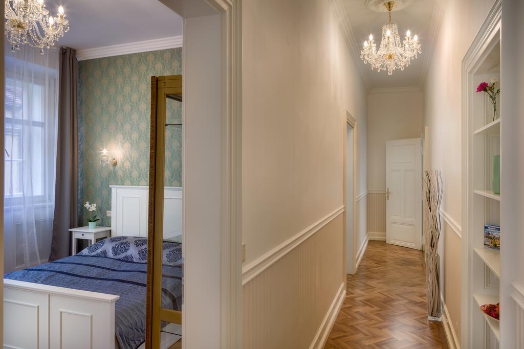 Smetanovo Nabrezi - Riverview Old Town Apartment Прага Екстериор снимка